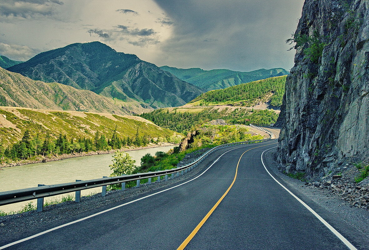 НА ЧУЙСКОМ ТРАКТЕ. По Алтаю 94. - Виталий Половинко