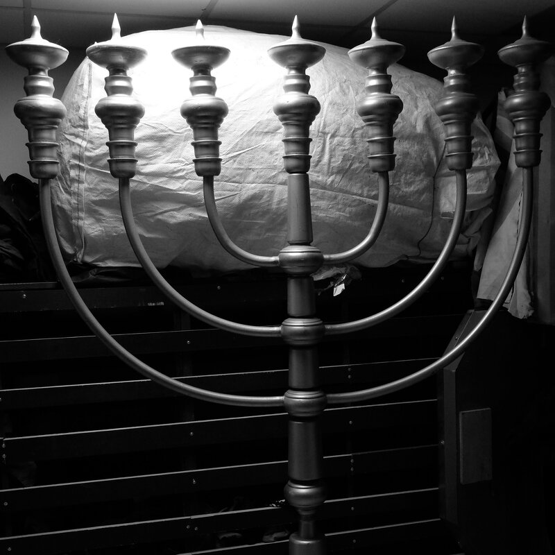 Подсвечник - Сергей Матвеенко