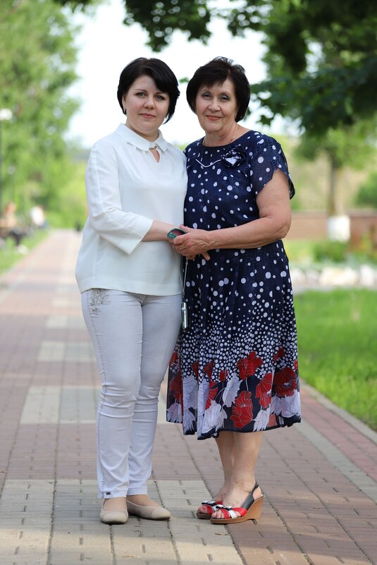 **** - Андрей Л. В.