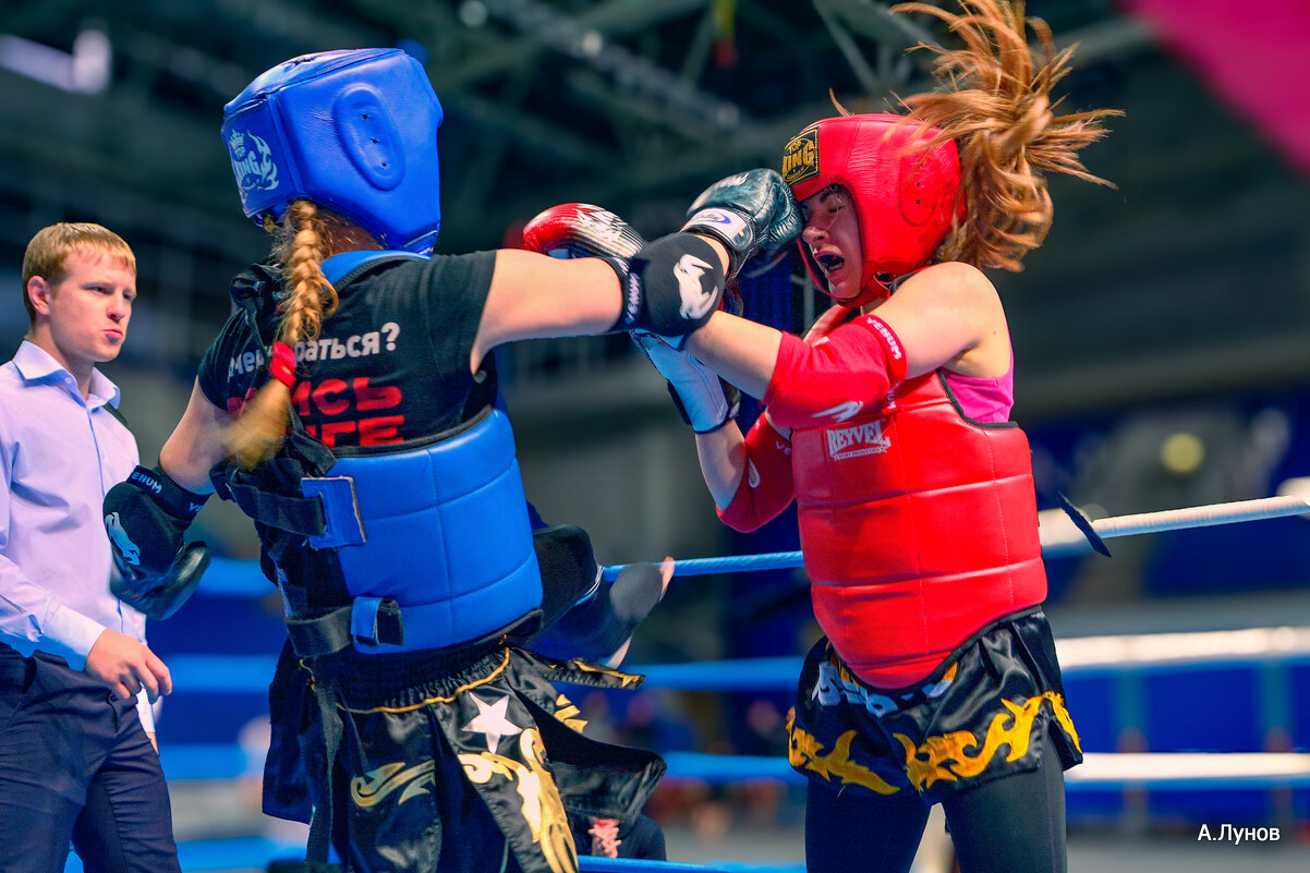 Встречный с правой... - Anatoly Lunov Встречный с правой... - Anatoly Lunov