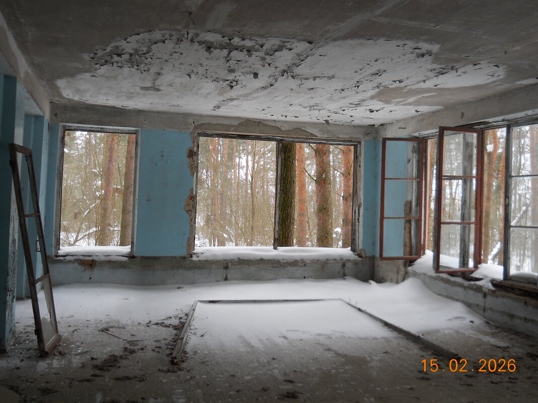 Санаторий. Корпус №1. Снег на полу - fogmeadowww m Санаторий. Корпус №1. Снег на полу - fogmeadowww m