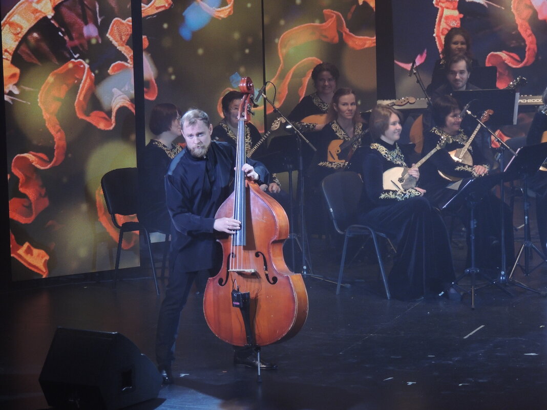 Артем Белов дирижор ОРНИ им.В.Г.Бабанова - Ната57 Наталья Мамедова