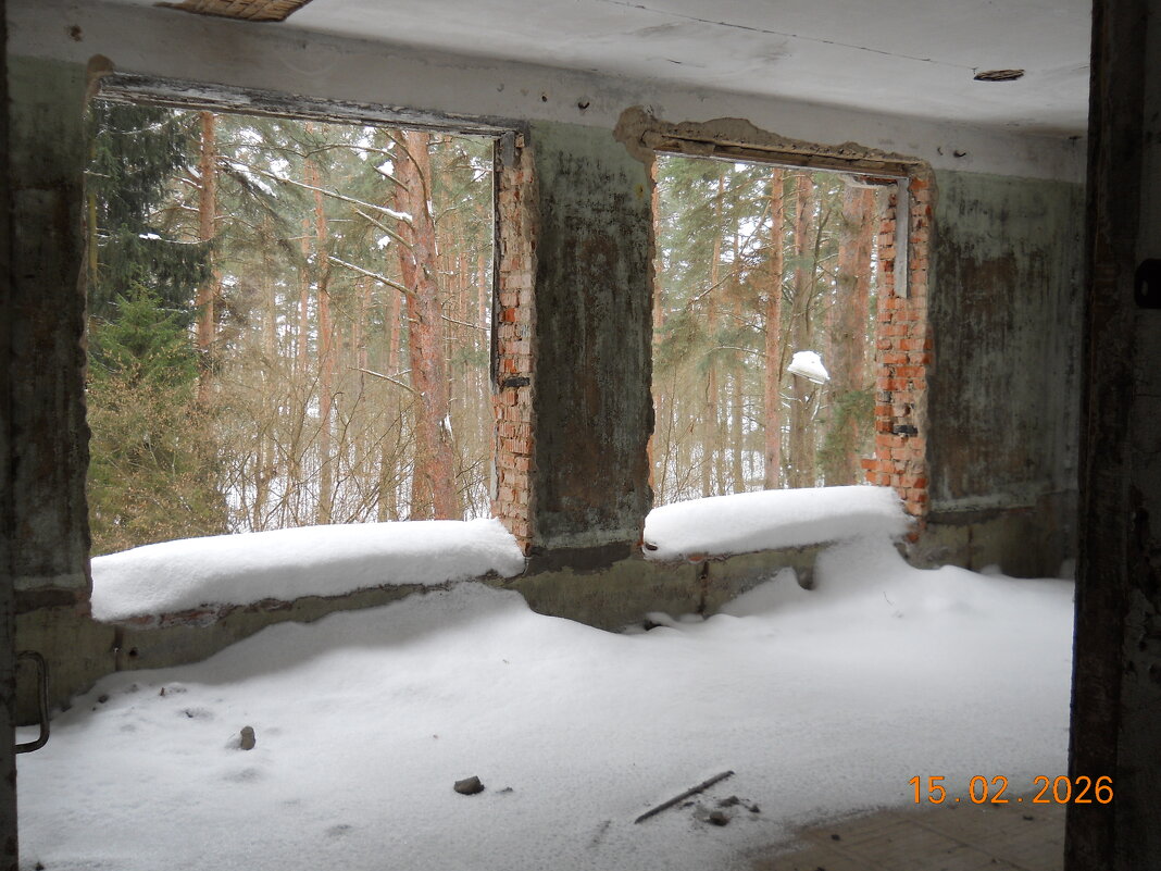 Санаторий. Корпус №1. Снег на полу - fogmeadowww m Санаторий. Корпус №1. Снег на полу - fogmeadowww m