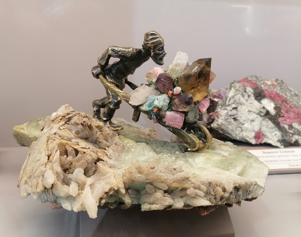 Добытчик - Евгений Алябьев Добытчик - Евгений Алябьев