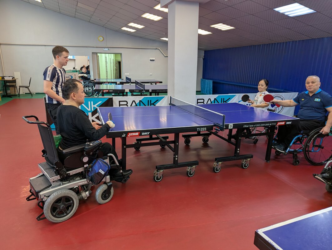 Пара настольный теннис. - Андрей Хлопонин Пара настольный теннис. - Андрей Хлопонин