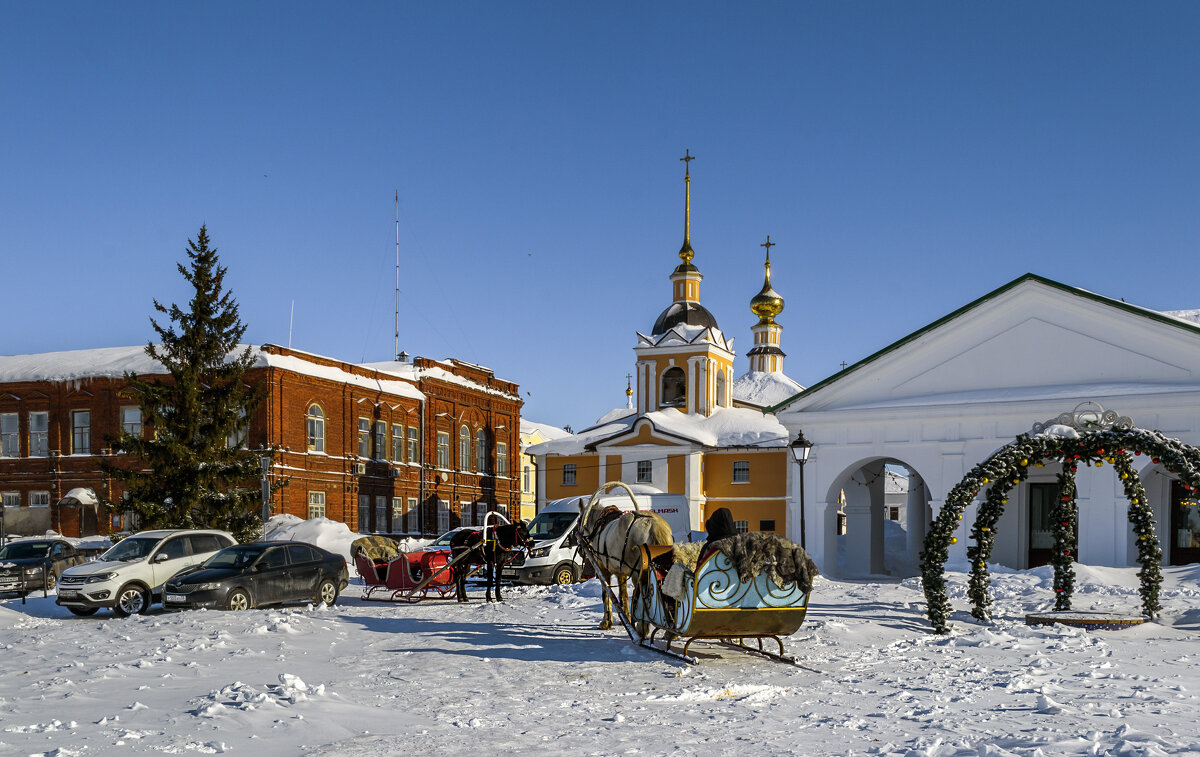 Суздальские лошадки - Сергей Цветков Суздальские лошадки - Сергей Цветков