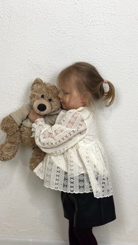 Мира и мишка - Татьяна Севрюгина