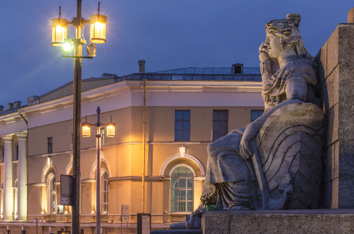 Скульптура, олицетворяющая Неву - Стальбаум Юрий 