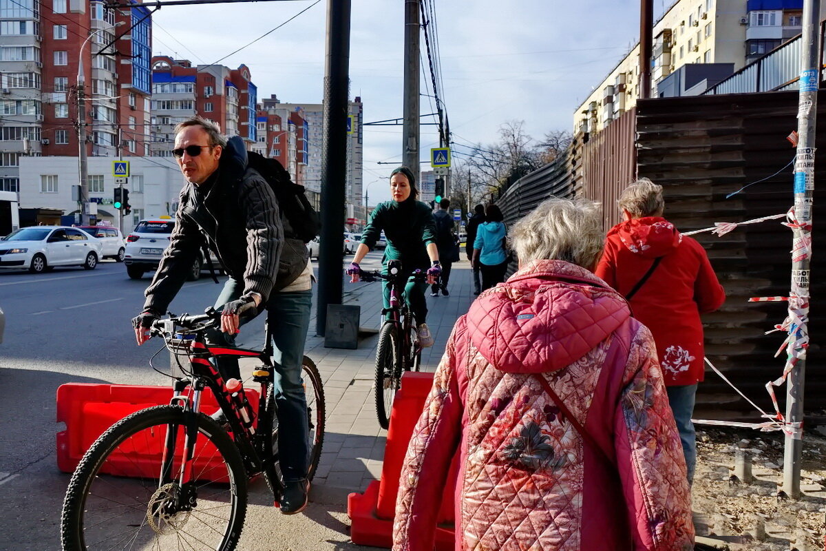 Городская суета... - Николай Саржанов