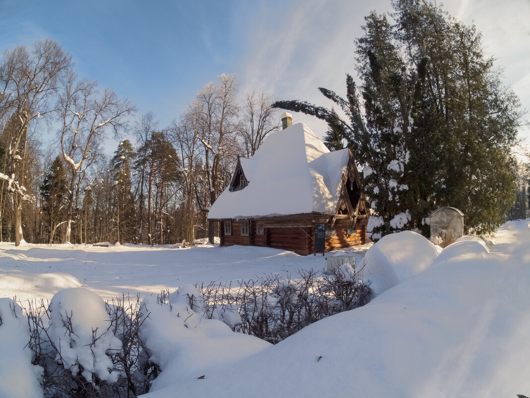 В Абрамцево. - Николай В Абрамцево. - Николай