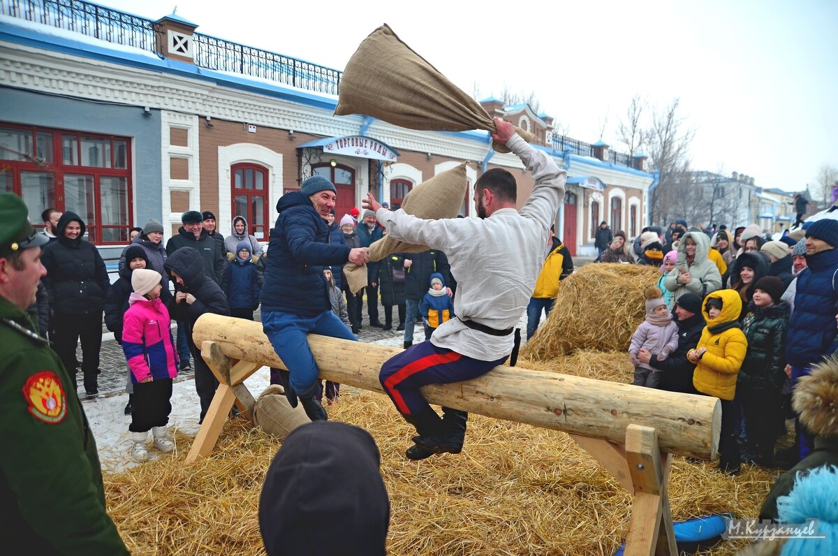 Масленичные забавы. - Михаил Курзанцев