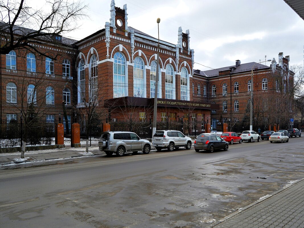 Ростов-на-Дону. Здание городского коммерческого мужского училища. - Пётр Чернега