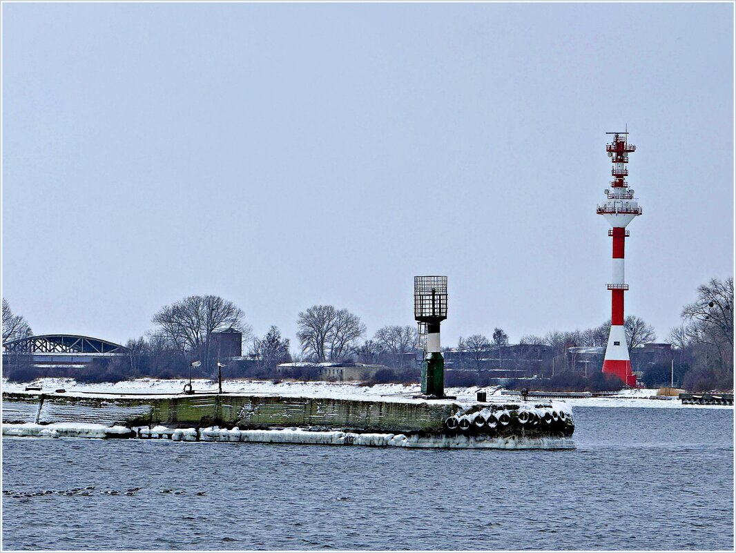 Балтийск. Южный мол и маяк. - Валерия Комова