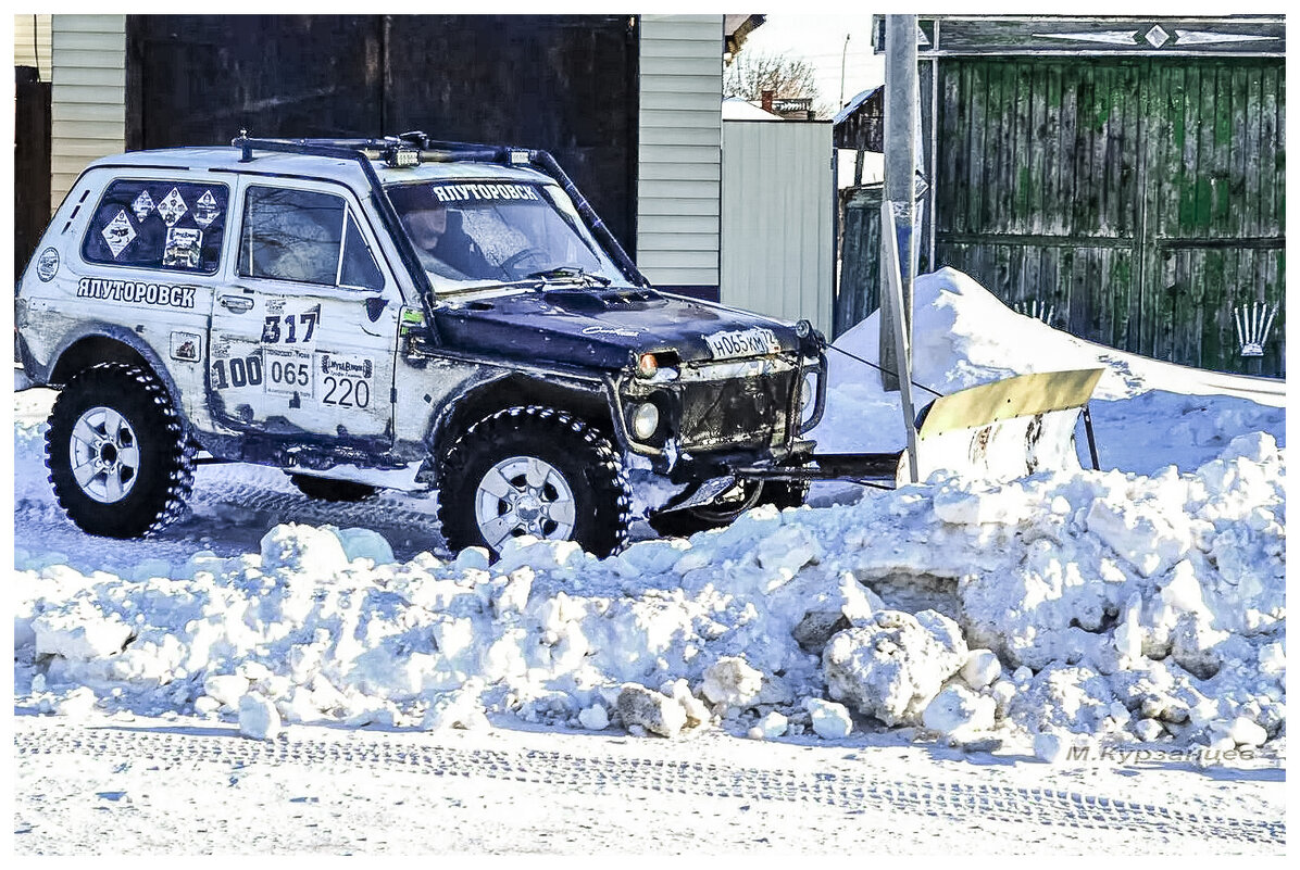 Нива-снегоуборщик. - Михаил Курзанцев