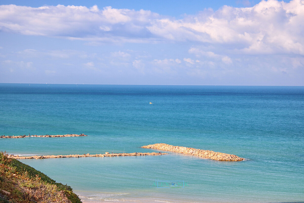 Волноломы. - Argaman Табашник