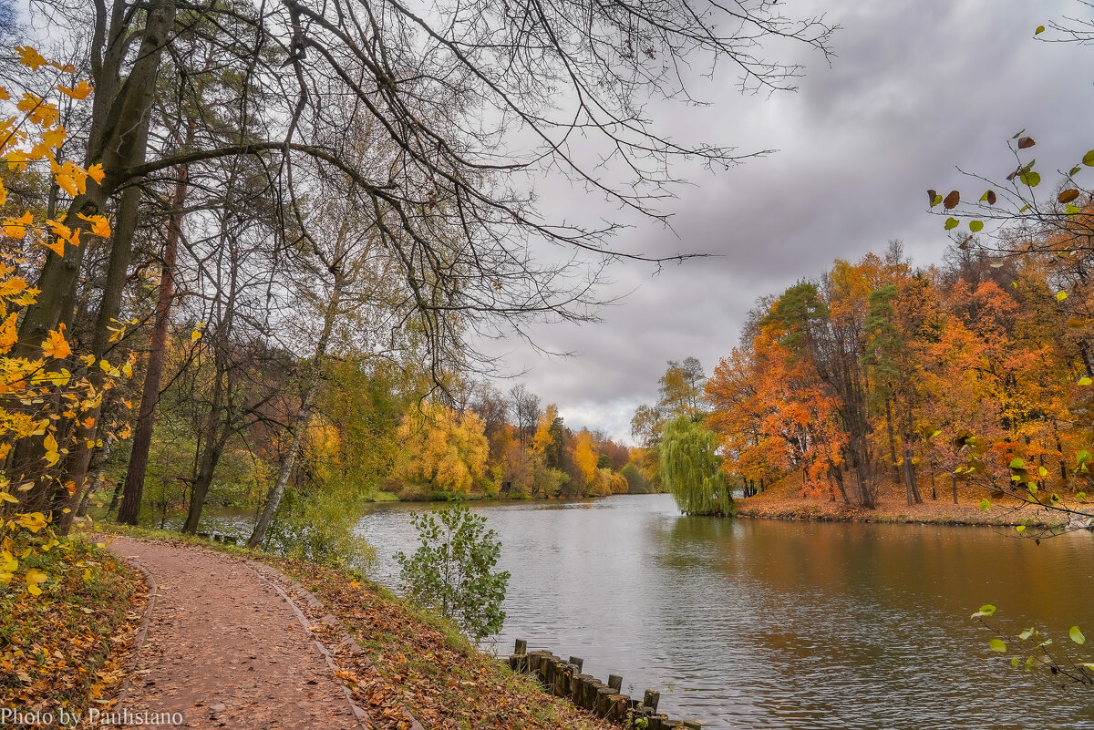Октябрь в Царицыно... - Владимир Жданов