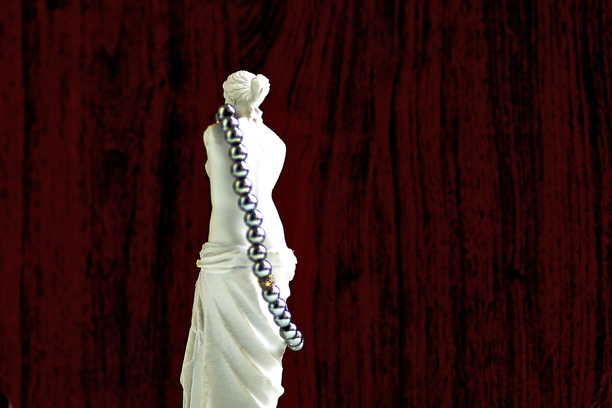 Венера и гематит - Юрий Гайворонскiий