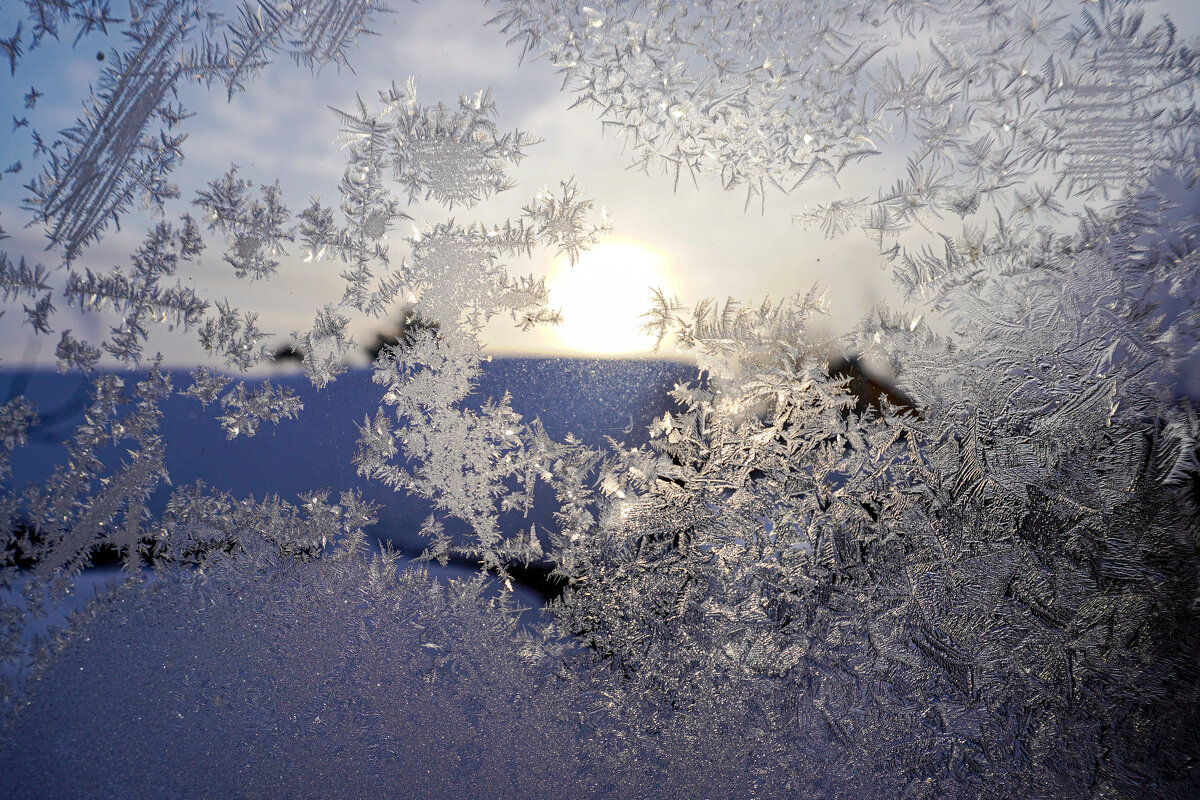 Зима рисует узоры - Сергей Ц