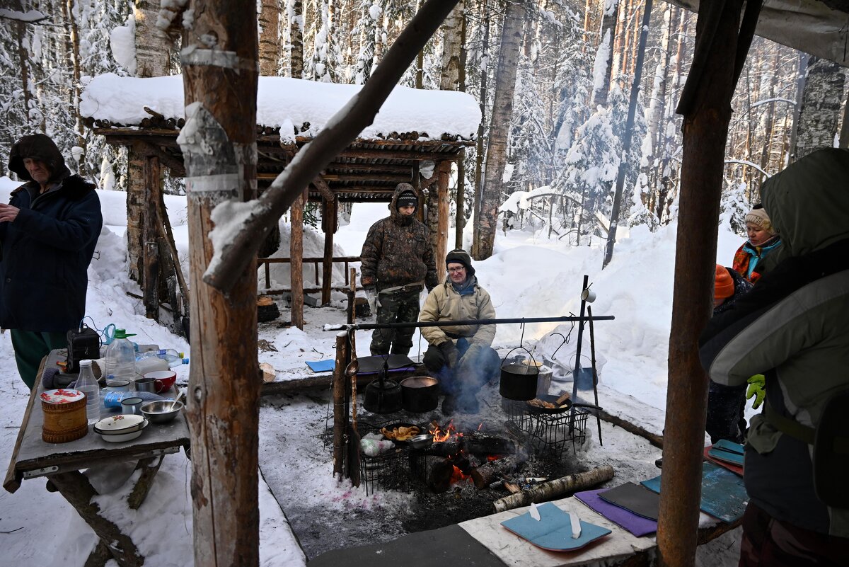 У костра. - ВикТор Быстров