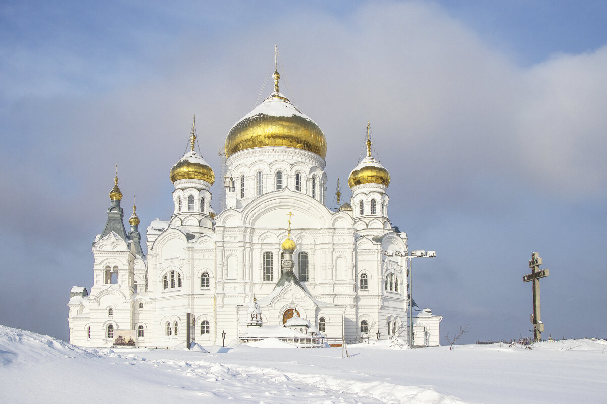 Крестовоздвиженский собор - Галина Новинская Крестовоздвиженский собор - Галина Новинская