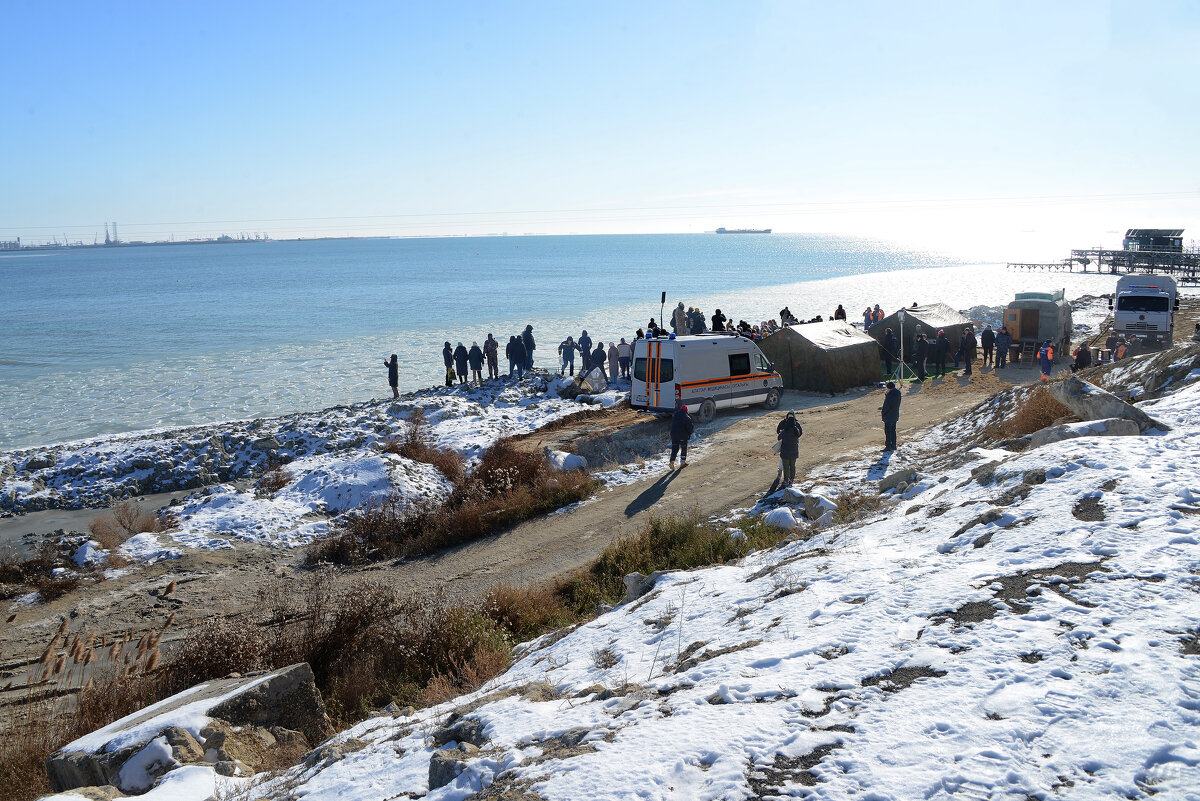 Берег Каспия - Анатолий Чикчирный