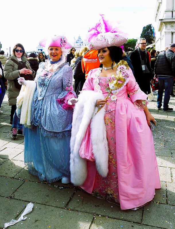 Карнавал в Венеции(серия) - Владимир Манкер