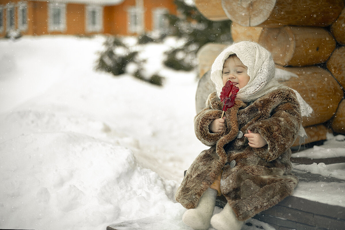 Эмилия Никитична - Юлия Поплевченкова Эмилия Никитична - Юлия Поплевченкова