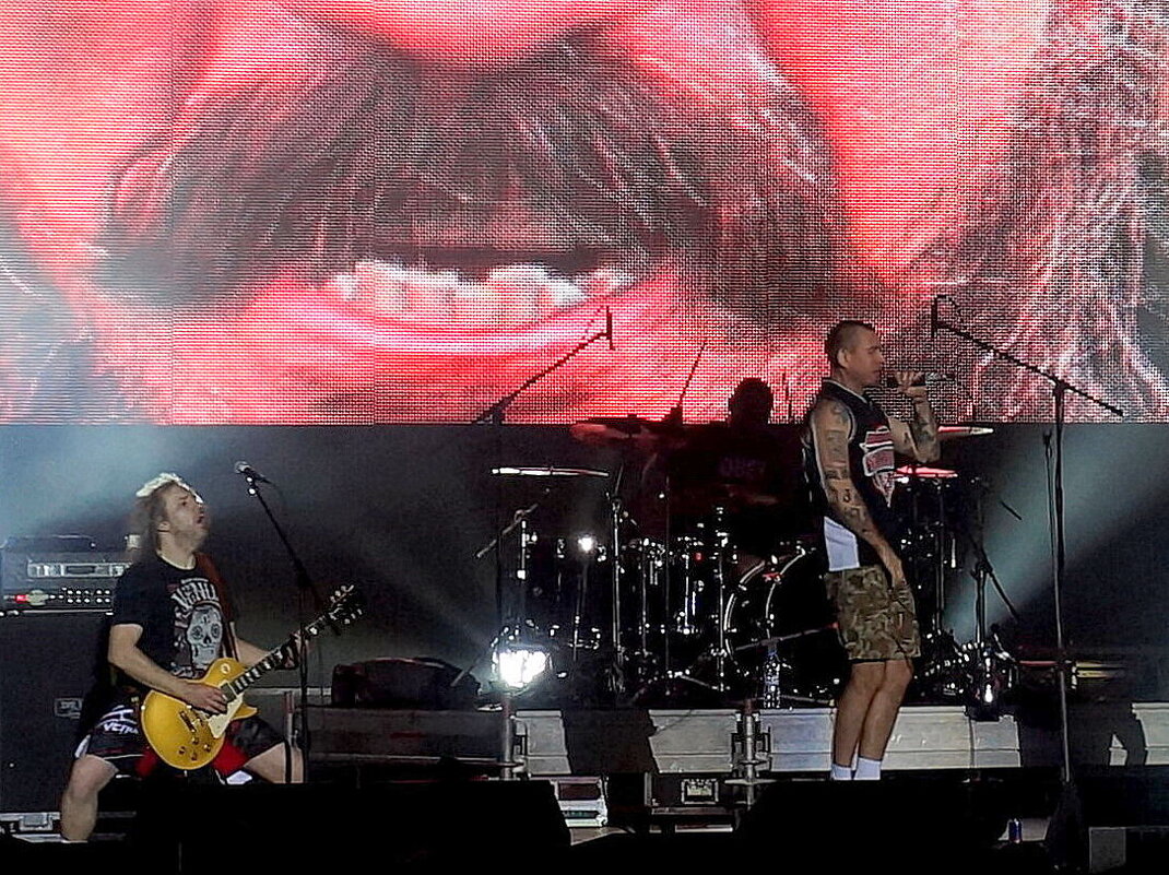 Ляпис Трубецкой / Чартова дюжина / 06.03.2014 - zavitok *