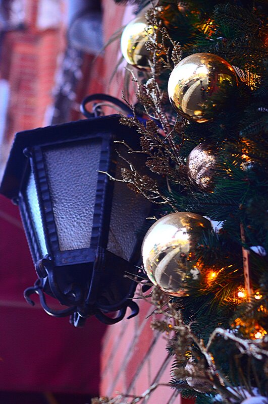 ***** - Георгий Никонов