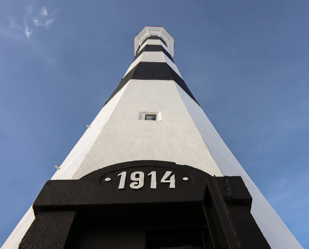 Задний Створный маяк в Кронштадте - skijumper Иванов