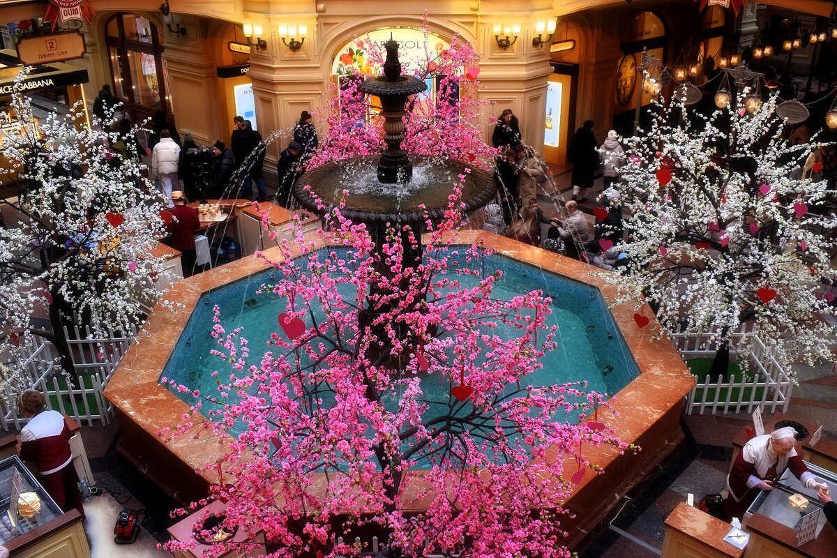 В ГУМе весна! - Татьяна Помогалова