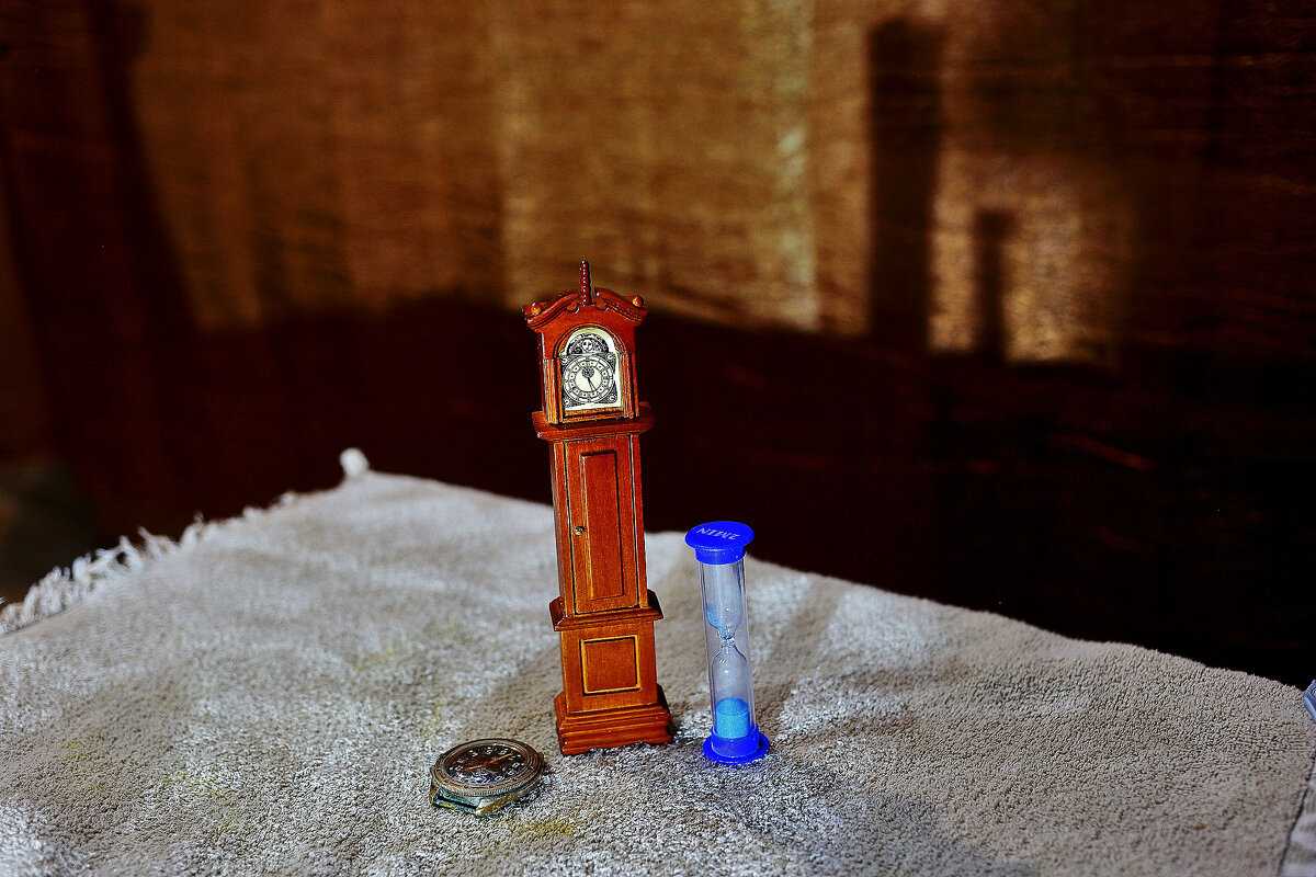 Время течёт... - Юрий Гайворонскiий Время течёт... - Юрий Гайворонскiий