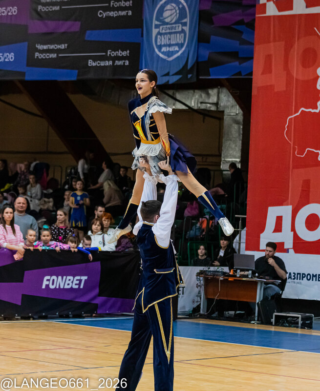 Акробатический рок-н-ролл - Руслан Акробатический рок-н-ролл - Руслан