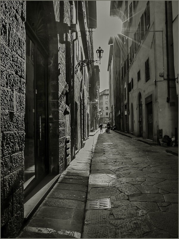 А где-то светит солнце... - Наталья Rosenwasser