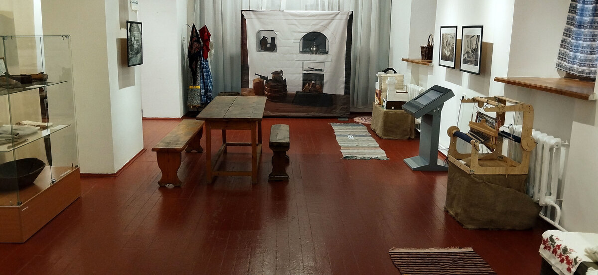 В крестьянской избе. - Радмир Арсеньев