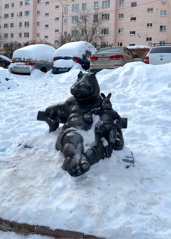 Бегемот и заяц. Истра - Андрей Л. В.