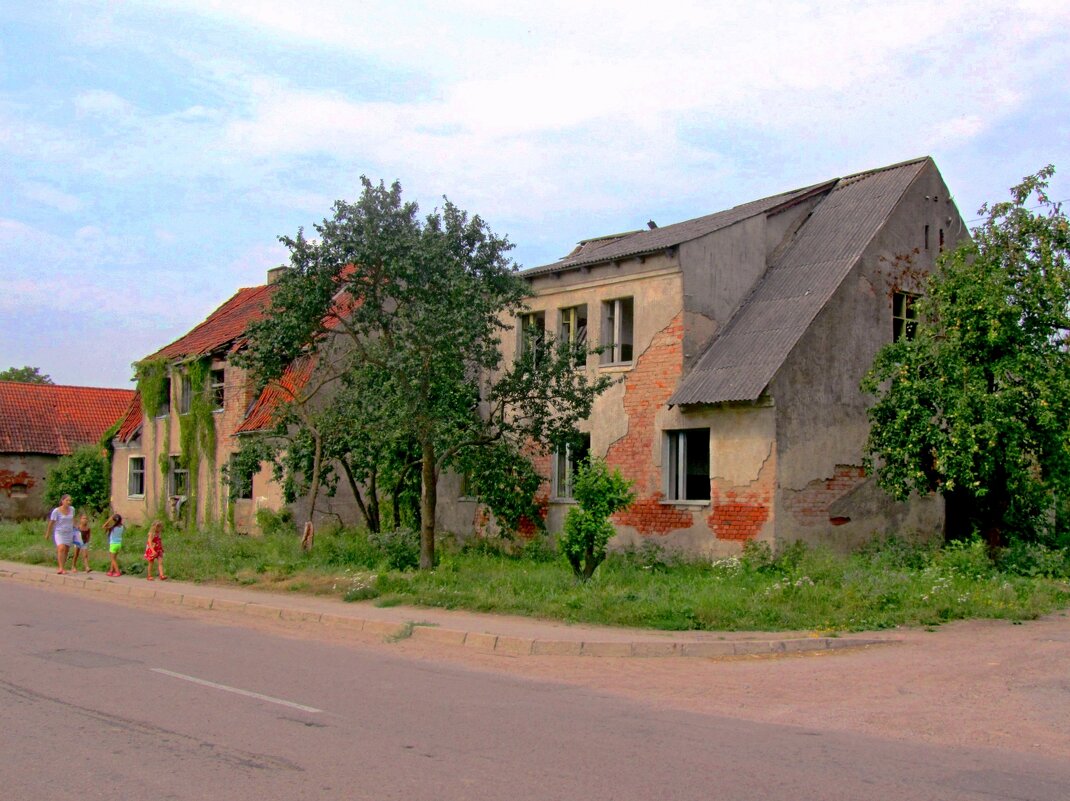 Умирающие прусские дома - Сергей Карачин Умирающие прусские дома - Сергей Карачин