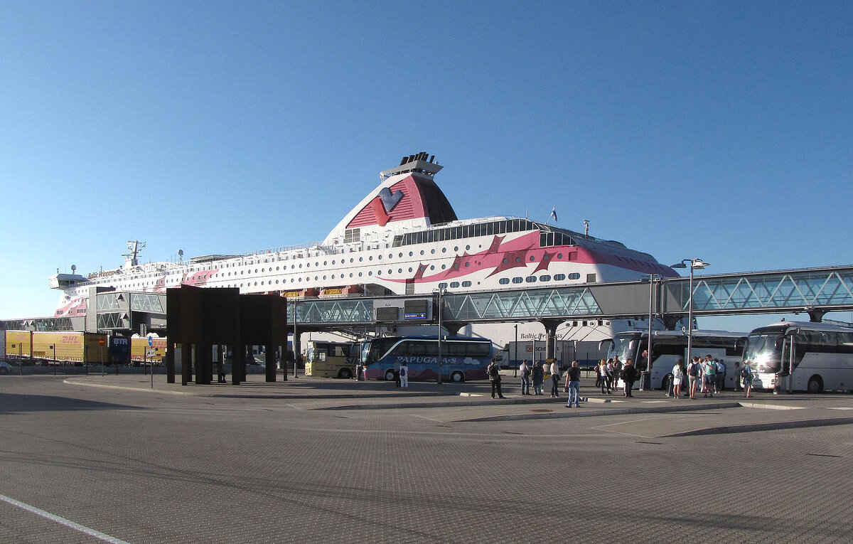 Паром «Baltic Princess» на паромном терминале Таллинк Силья - Александр Ильчевский 
