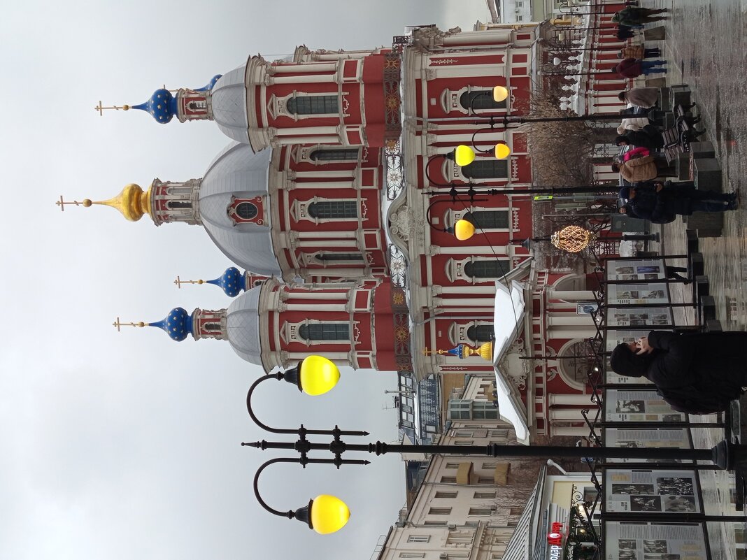 * * * - Андрей Лукьянов