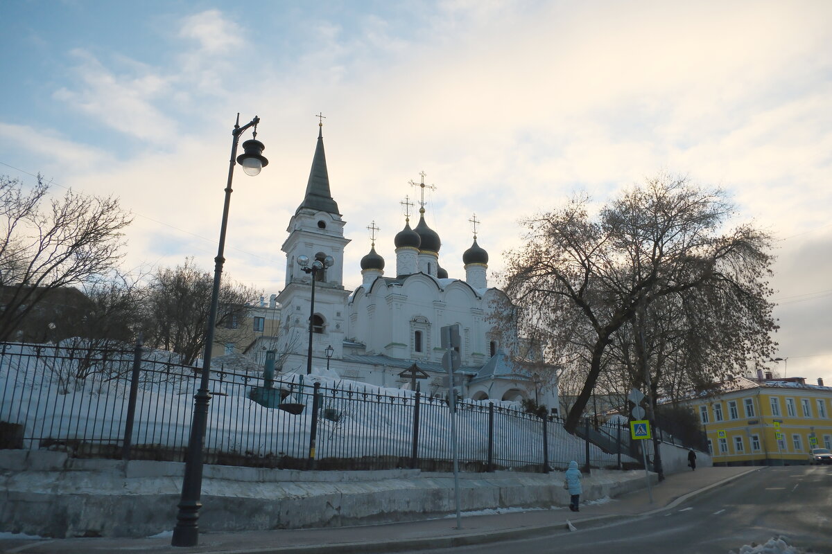 Центр Москвы. Церковь Владимира Равноапостольного в Старых Садах - Лютый Дровосек
