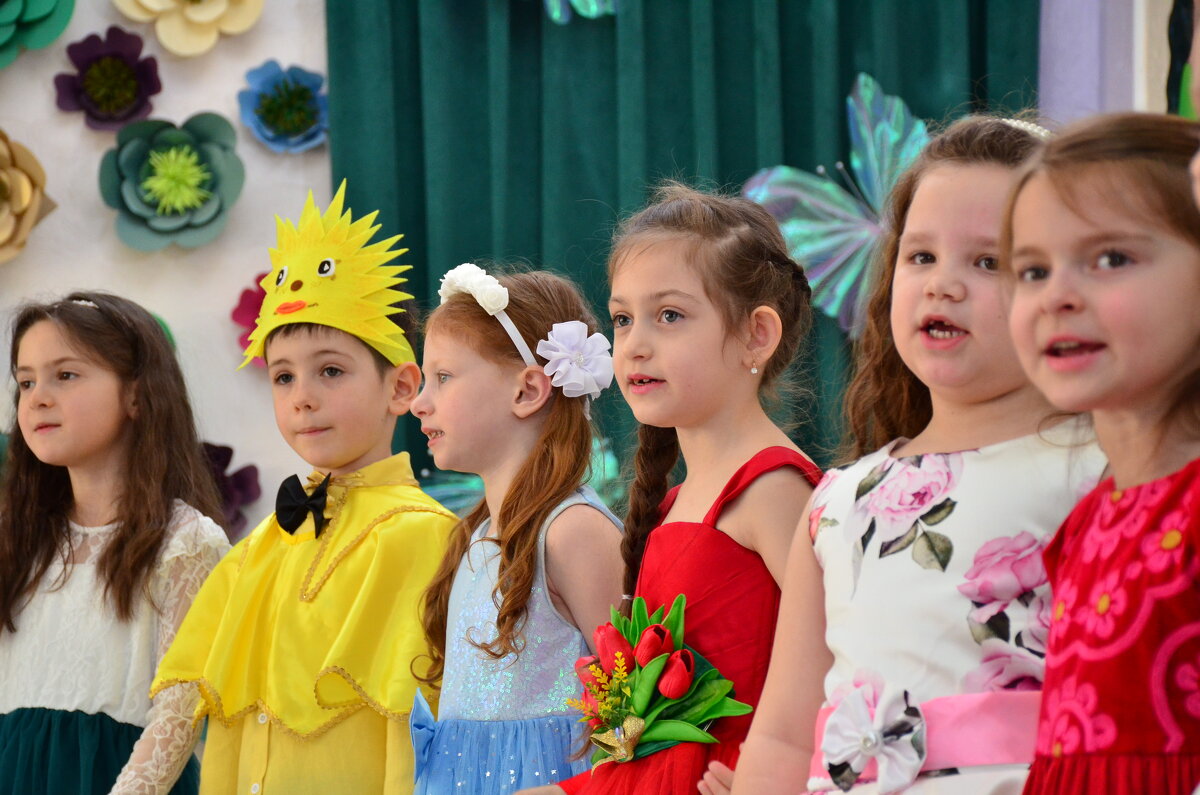 Концерт  *8 марта* - александр донченко