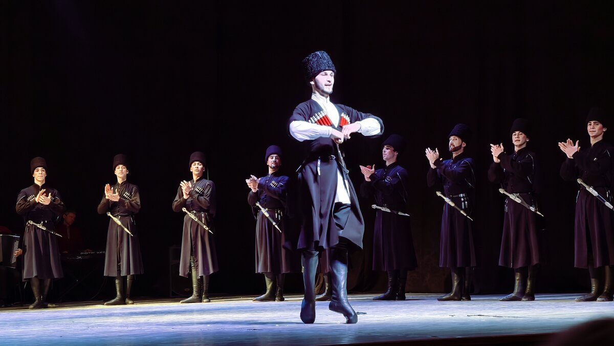 Для вас женщины- танцуют мужчины - Мариша 