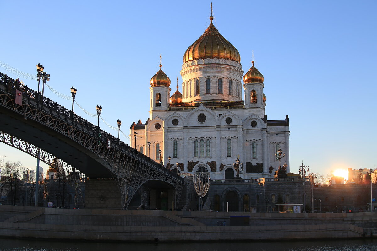 Храм Христа Спаситела - Ninell Nikitina