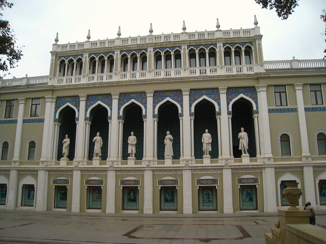 Музей азербайджанской литературы. - unix (Илья Утропов)