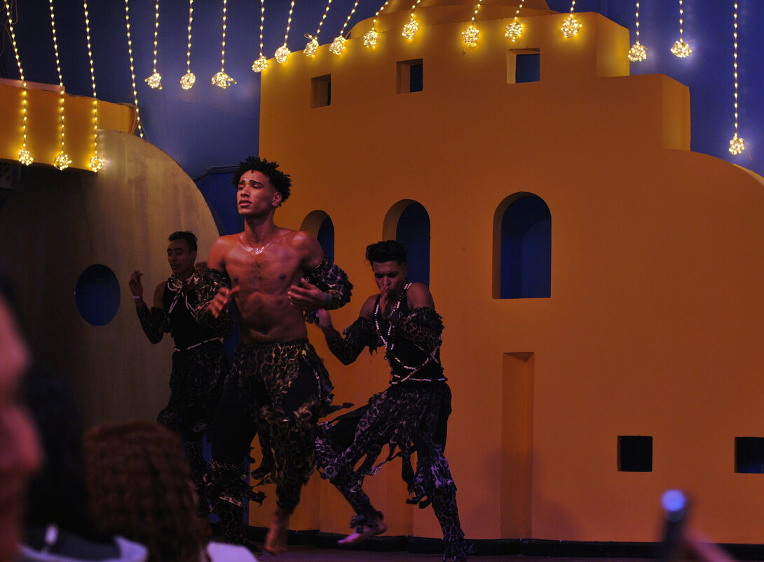 Танцы до упаду) - Светлана Былинович