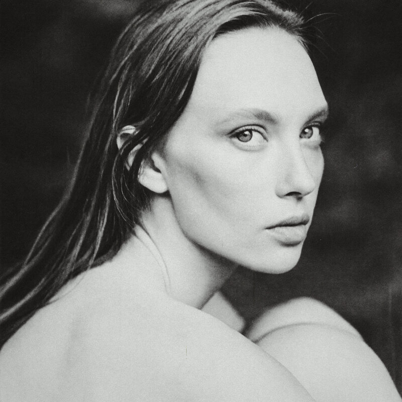 Present / Здесь и сейчас - Евгений Нодвиков