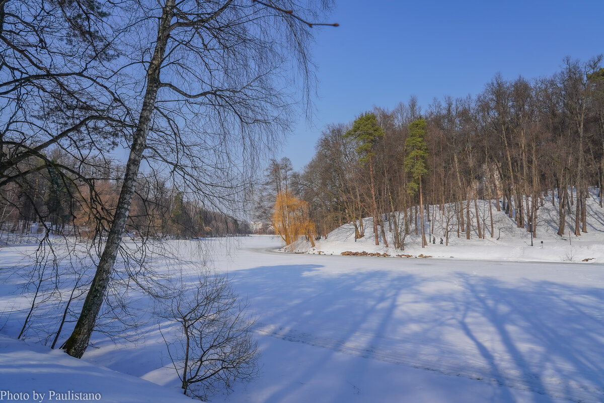 Март в Царицыно... - Владимир Жданов