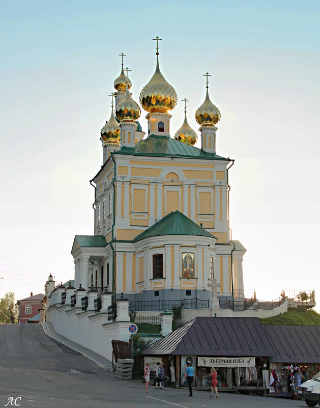 Воскресенская церковь - Любовь Сахарова