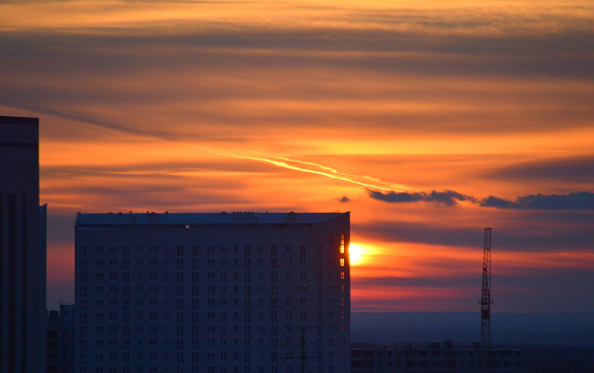 Закат в моём окне, - значит весна на дворе! - Татьяна Лютаева