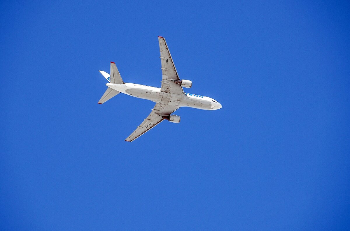 Полетели - Валерий Иванович